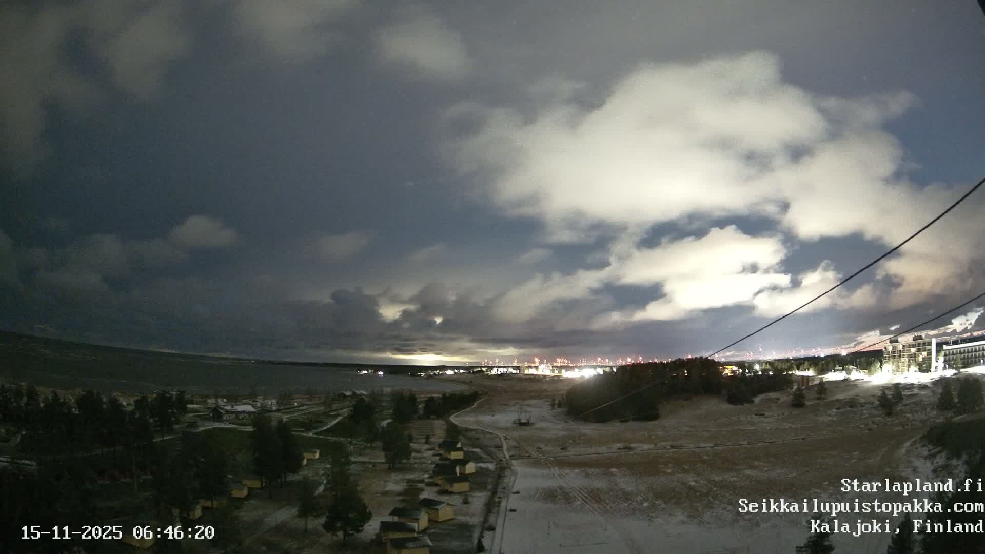 Adventure Park Pakka, Kalajoki, Aurora Boreails/Northern Lights  Live Cam - Kalajoki, Ylivieska, North Ostrobothnia, Finland