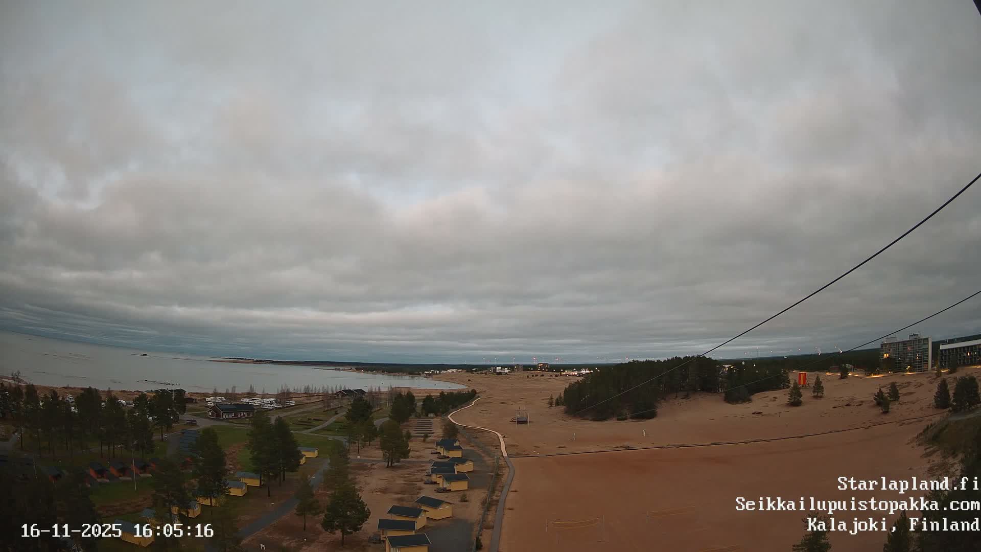 Adventure Park Pakka, Kalajoki, Aurora Boreails/Northern Lights  Live Cam - Kalajoki, Ylivieska, North Ostrobothnia, Finland