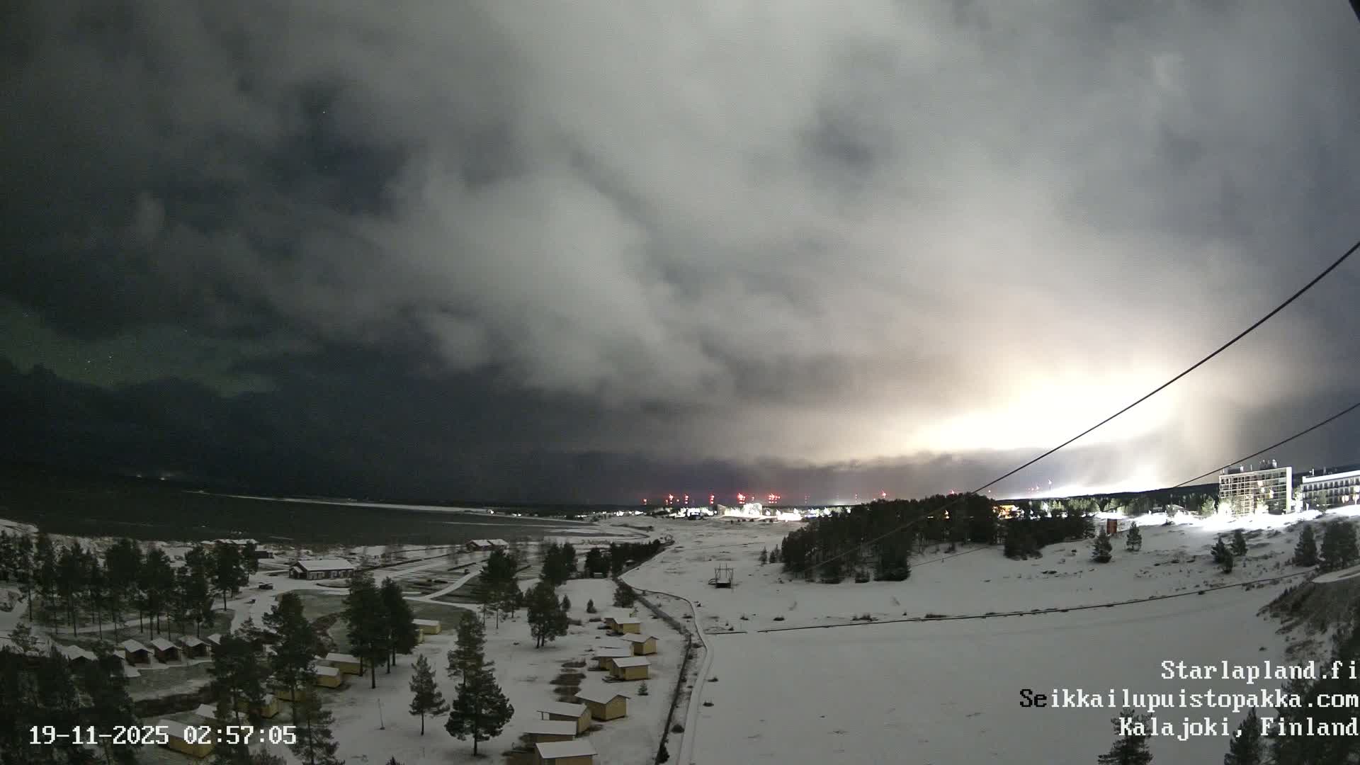 Adventure Park Pakka, Kalajoki, Aurora Boreails/Northern Lights  Live Cam - Kalajoki, Ylivieska, North Ostrobothnia, Finland