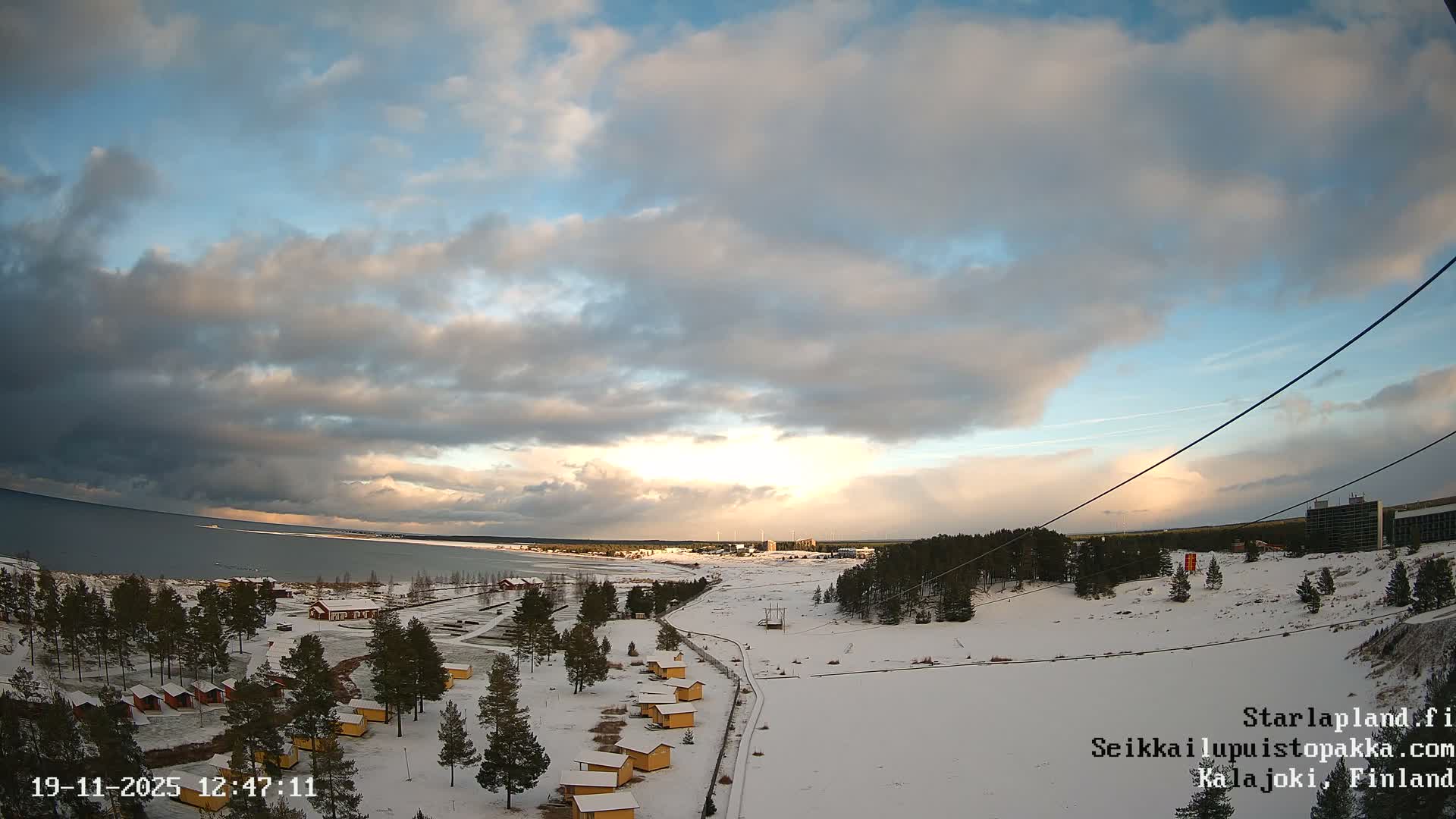Adventure Park Pakka, Kalajoki, Aurora Boreails/Northern Lights  Live Cam - Kalajoki, Ylivieska, North Ostrobothnia, Finland