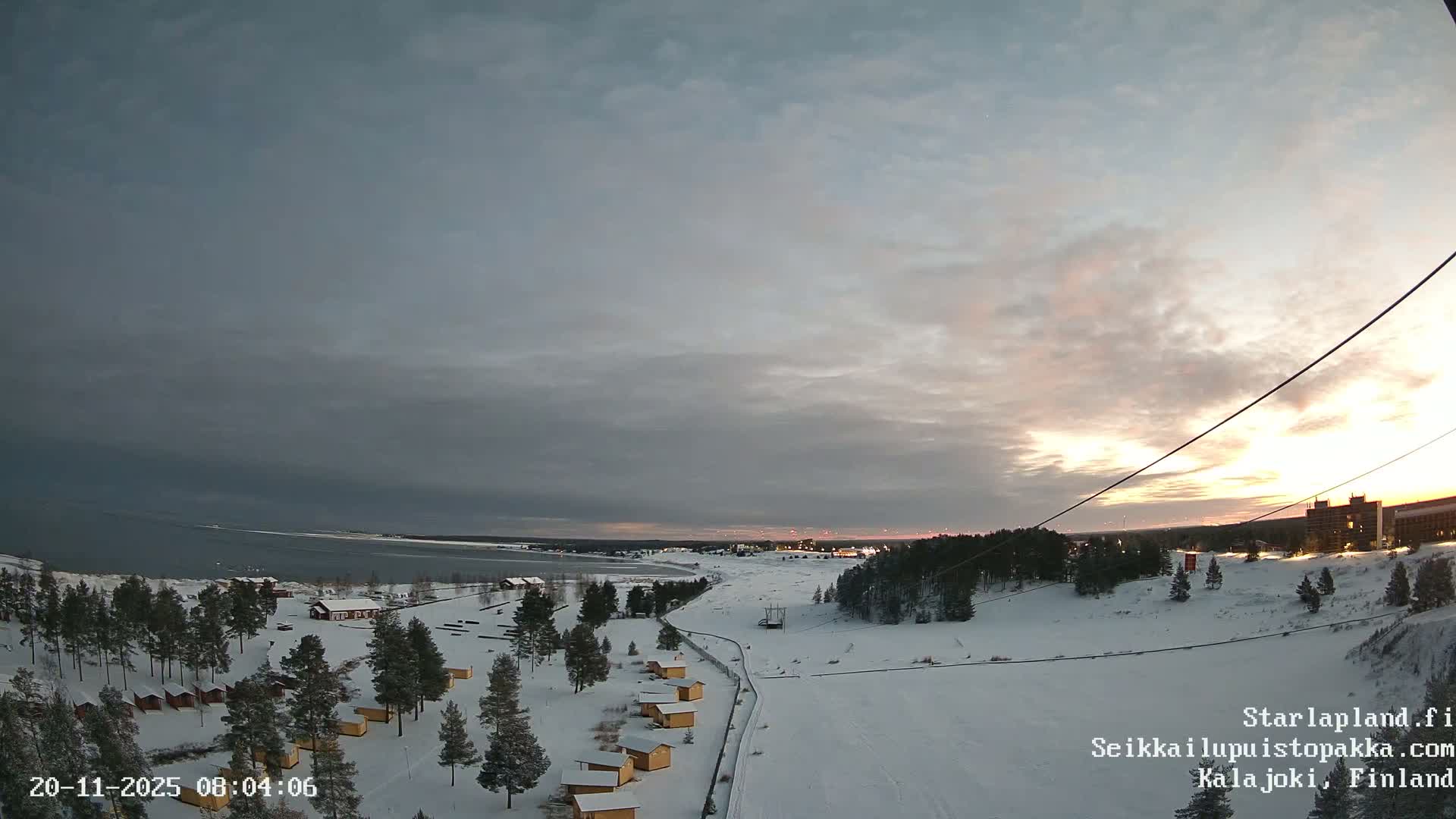 Adventure Park Pakka, Kalajoki, Aurora Boreails/Northern Lights  Live Cam - Kalajoki, Ylivieska, North Ostrobothnia, Finland