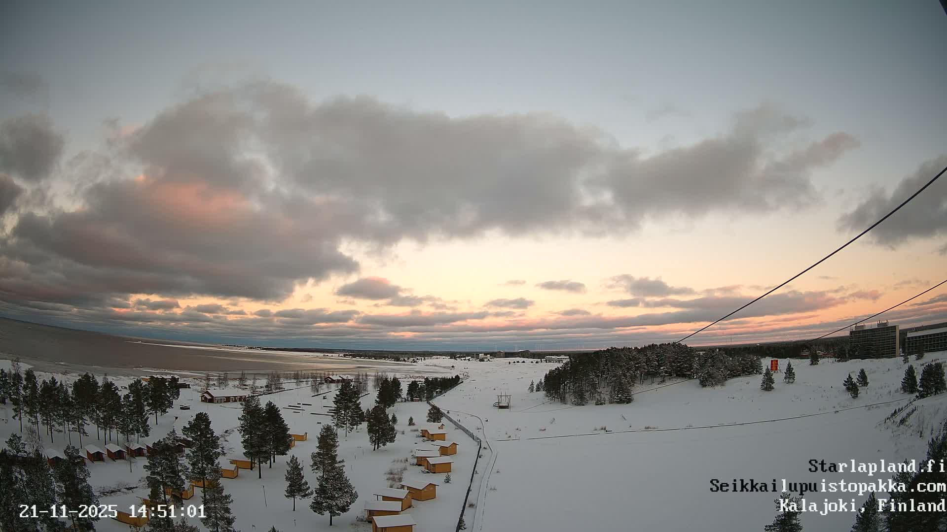 Adventure Park Pakka, Kalajoki, Aurora Boreails/Northern Lights  Live Cam - Kalajoki, Ylivieska, North Ostrobothnia, Finland