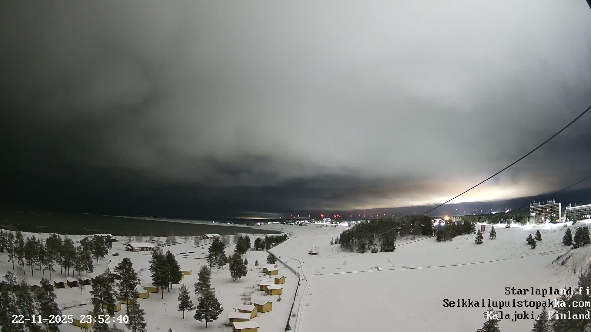 Adventure Park Pakka, Kalajoki, Aurora Boreails/Northern Lights  Live Cam - Kalajoki, Ylivieska, North Ostrobothnia, Finland