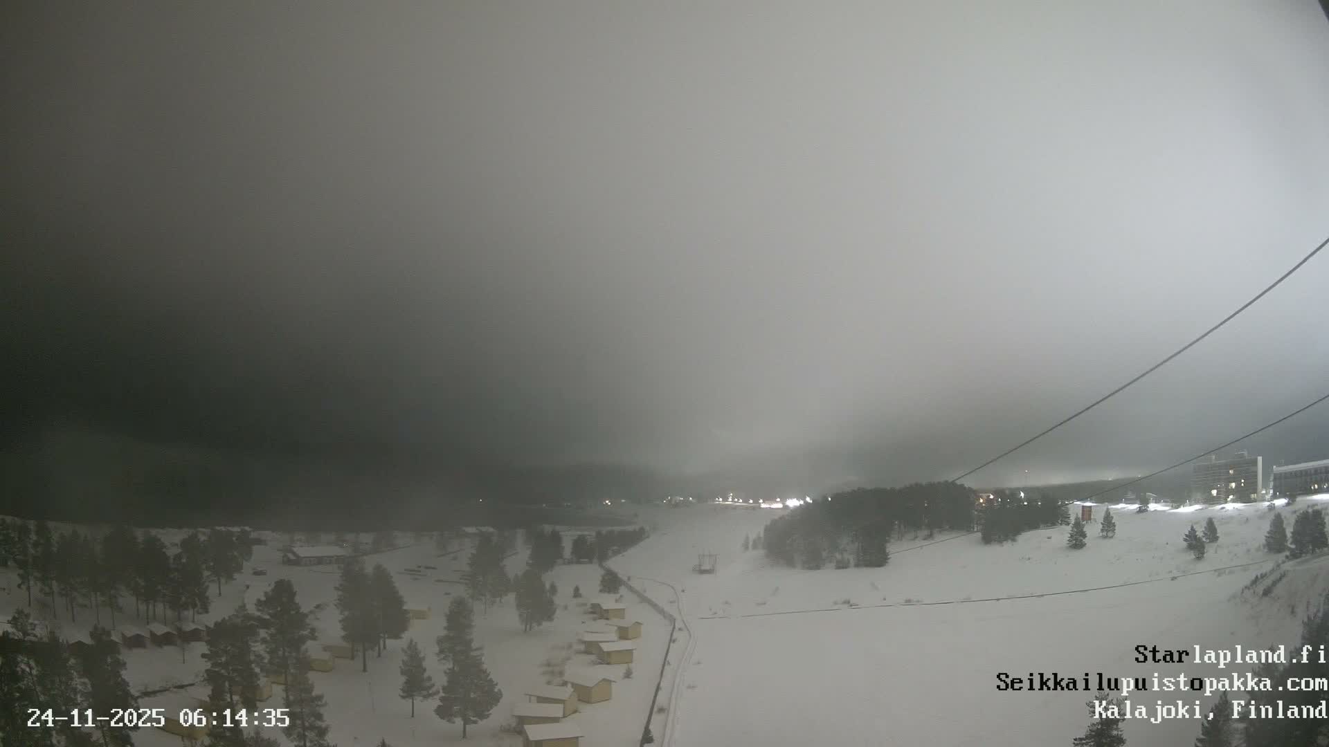 Adventure Park Pakka, Kalajoki, Aurora Boreails/Northern Lights  Live Cam - Kalajoki, Ylivieska, North Ostrobothnia, Finland