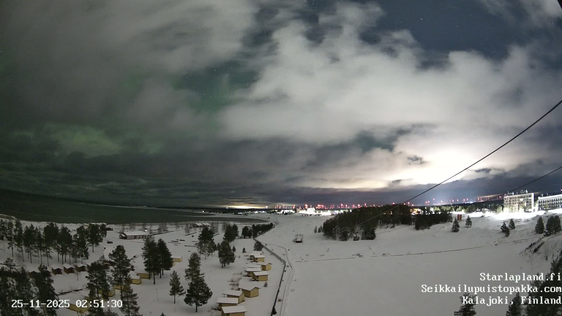 Adventure Park Pakka, Kalajoki, Aurora Boreails/Northern Lights  Live Cam - Kalajoki, Ylivieska, North Ostrobothnia, Finland