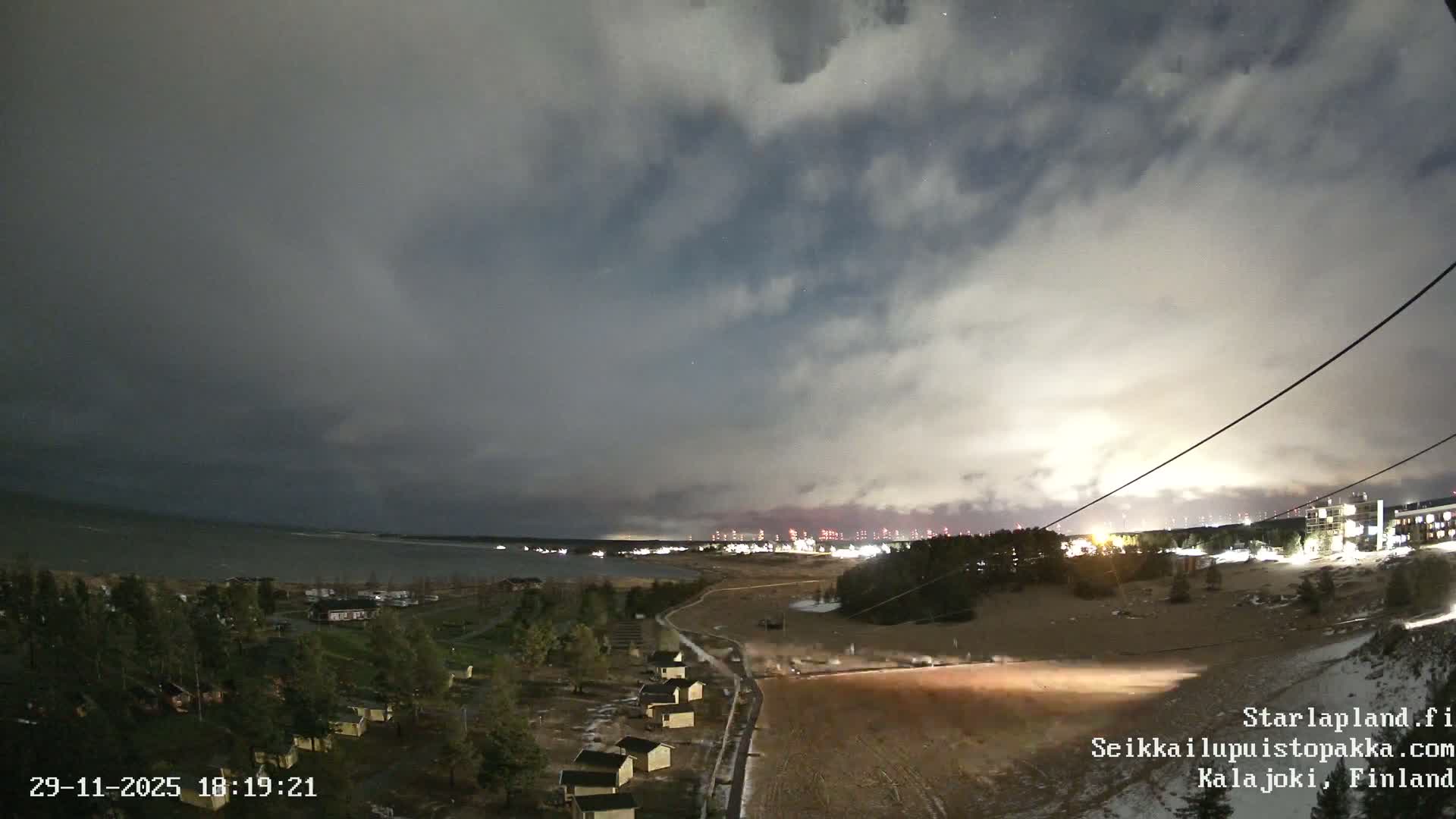 Adventure Park Pakka, Kalajoki, Aurora Boreails/Northern Lights  Live Cam - Kalajoki, Ylivieska, North Ostrobothnia, Finland