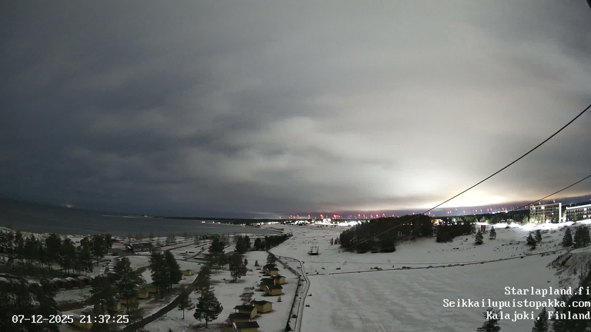 Adventure Park Pakka, Kalajoki, Aurora Boreails/Northern Lights  Live Cam - Kalajoki, Ylivieska, North Ostrobothnia, Finland