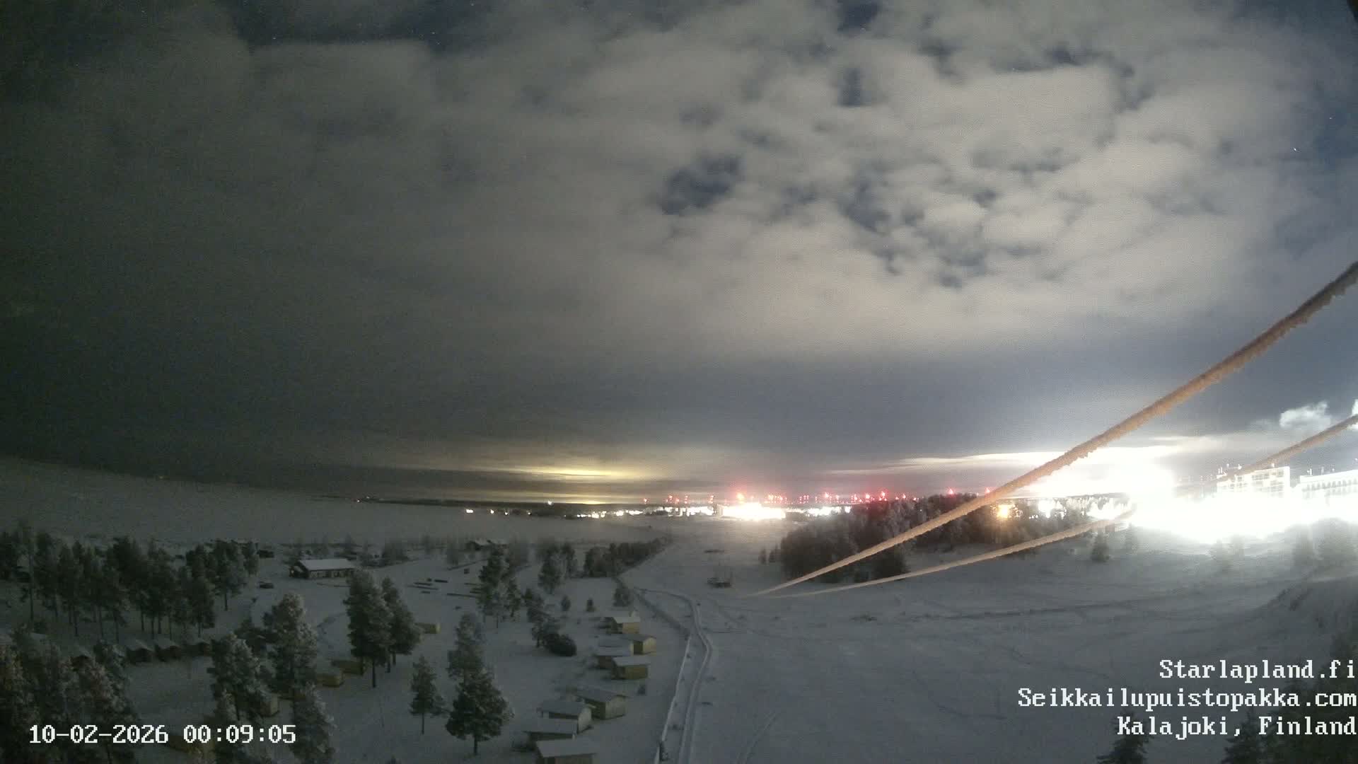 Adventure Park Pakka, Kalajoki, Aurora Boreails/Northern Lights  Live Cam - Kalajoki, Ylivieska, North Ostrobothnia, Finland