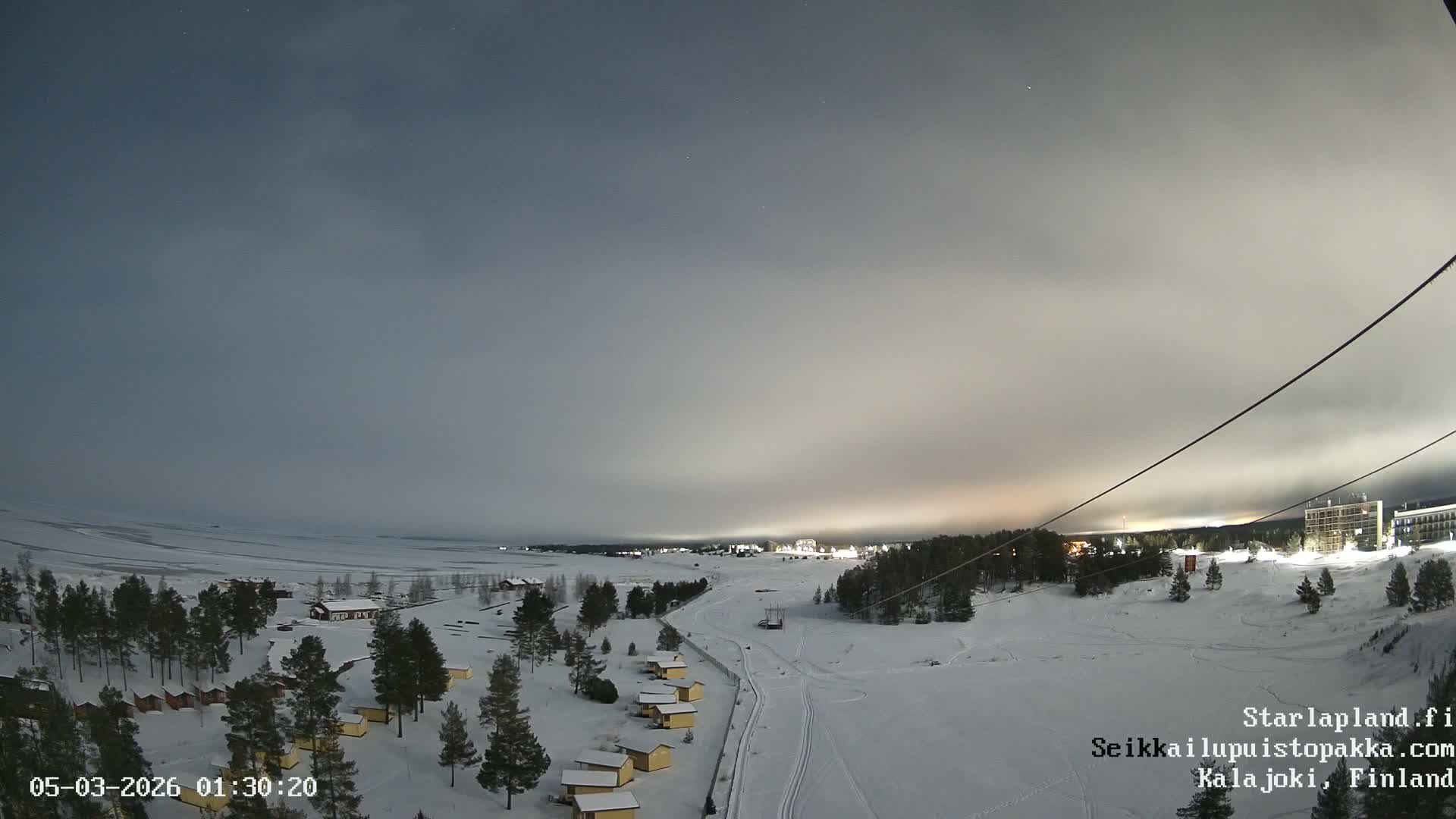 Adventure Park Pakka, Kalajoki, Aurora Boreails/Northern Lights  Live Cam - Kalajoki, Ylivieska, North Ostrobothnia, Finland