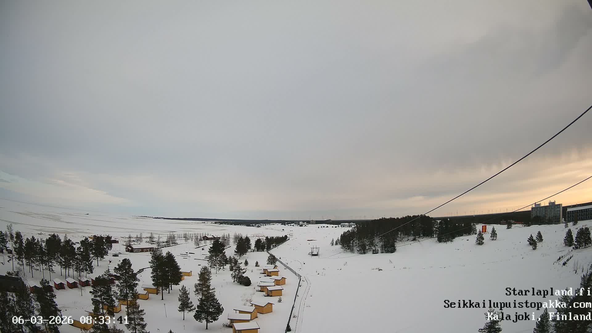 Adventure Park Pakka, Kalajoki, Aurora Boreails/Northern Lights  Live Cam - Kalajoki, Ylivieska, North Ostrobothnia, Finland