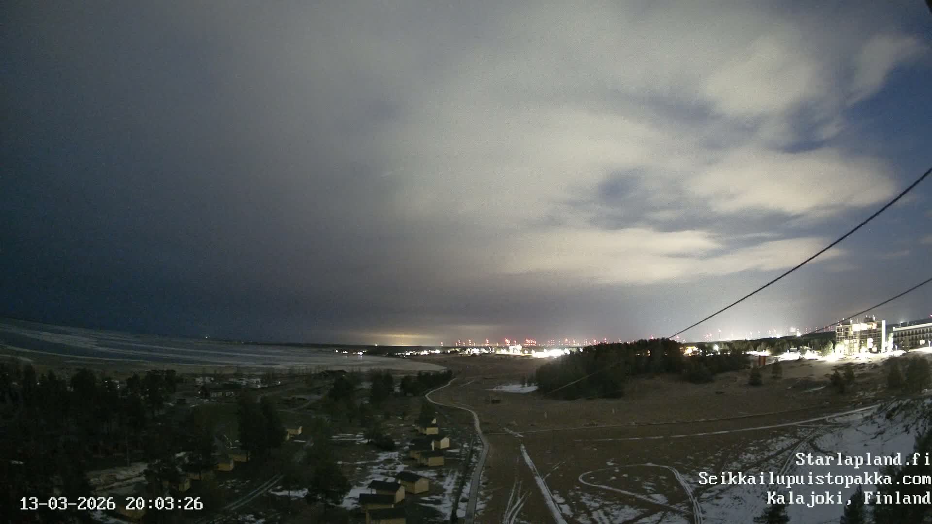 Adventure Park Pakka, Kalajoki, Aurora Boreails/Northern Lights  Live Cam - Kalajoki, Ylivieska, North Ostrobothnia, Finland