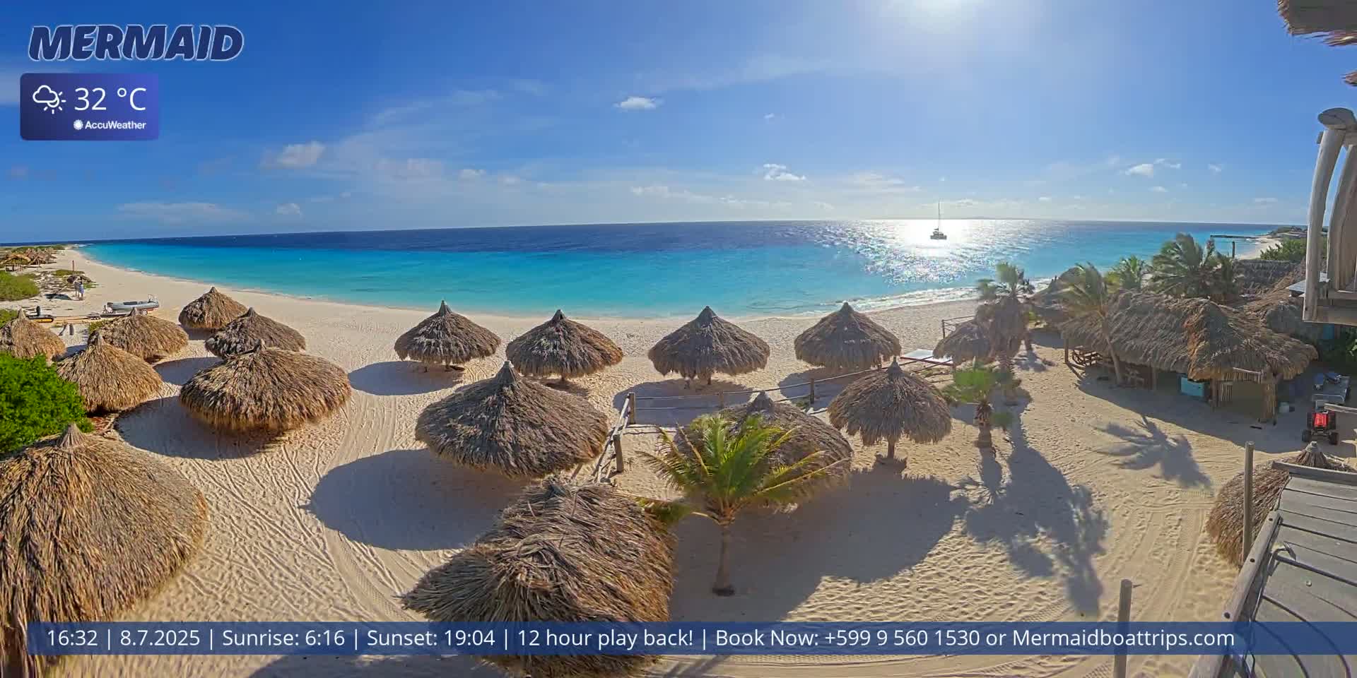 Carribean, Klein Curaçao Beach Mermaid Boat Trips Live Cam - Klein Island, Curacao, Netherland