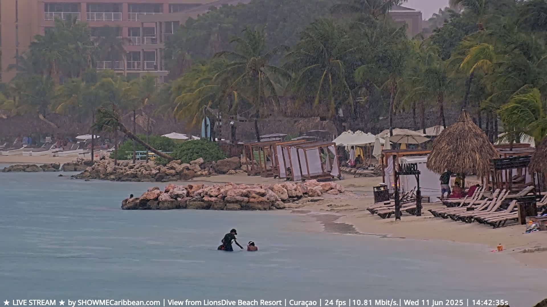 Carribean, Curacao, Mambo Beach  Live Cam - Willemstad, Curaçao, Netherland