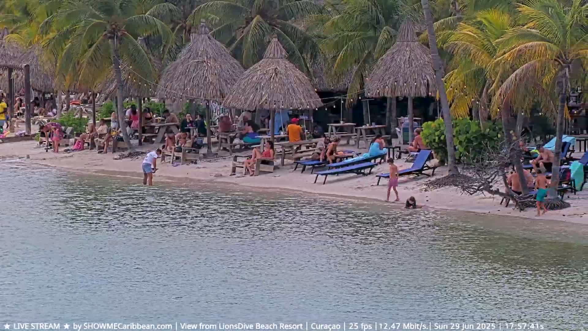 Carribean, Curacao, Mambo Beach  Live Cam - Willemstad, Curaçao, Netherland