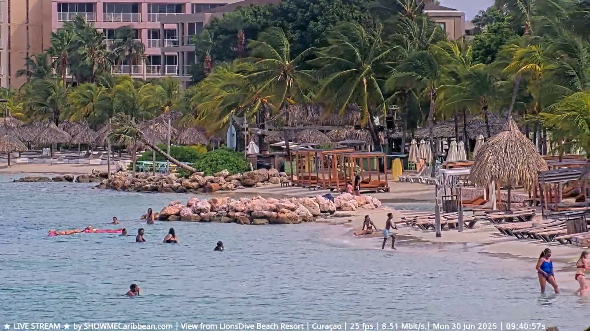 Carribean, Curacao, Mambo Beach  Live Cam - Willemstad, Curaçao, Netherland