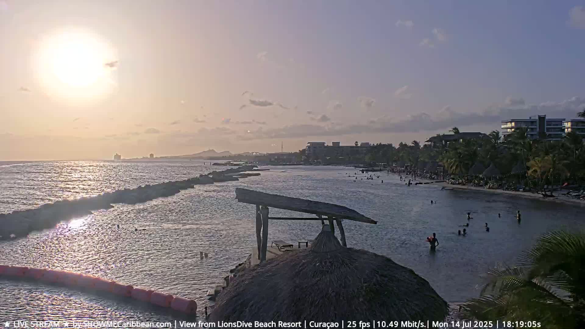 Carribean, Curacao, Mambo Beach  Live Cam - Willemstad, Curaçao, Netherland