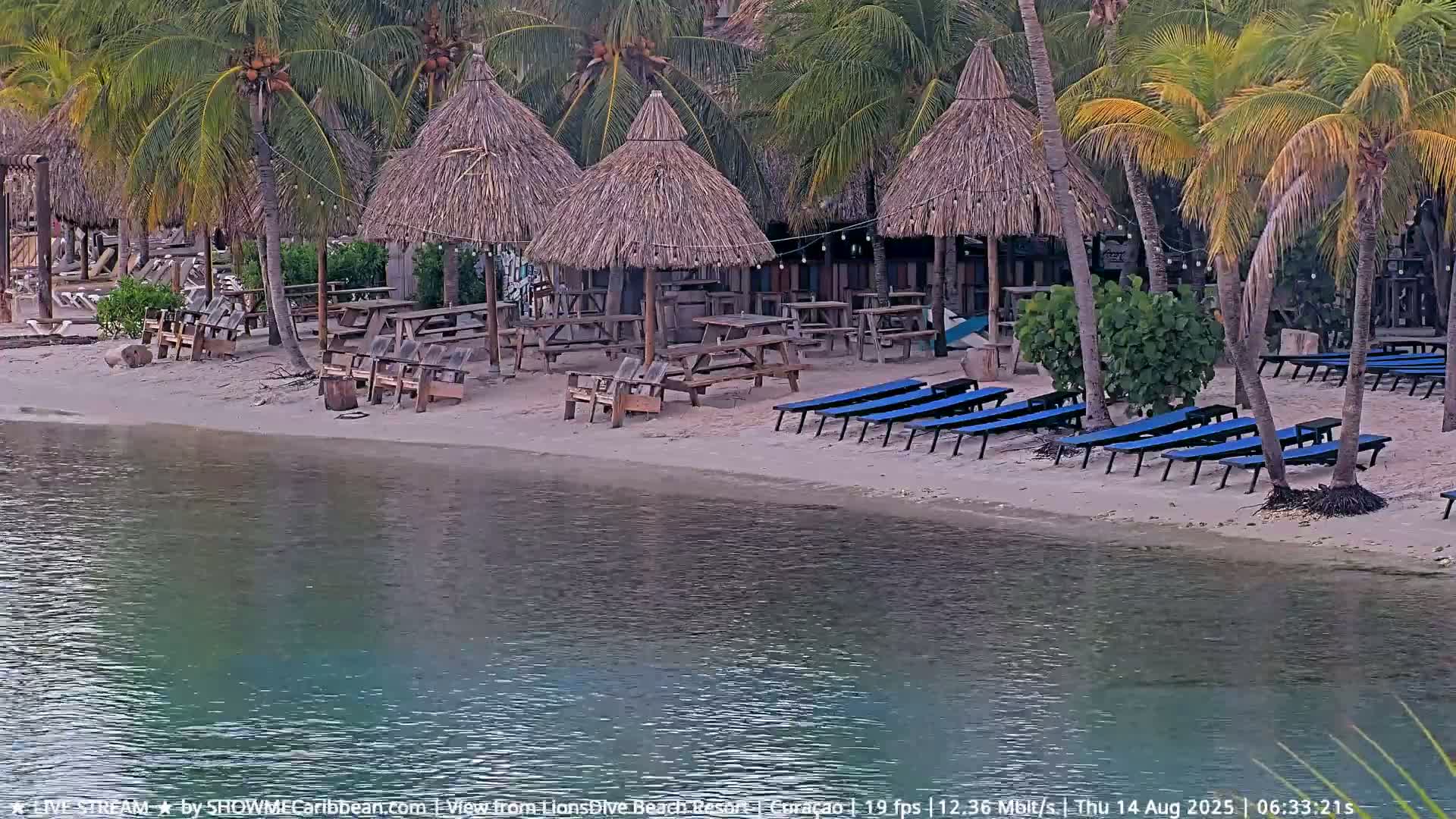 Carribean, Curacao, Mambo Beach  Live Cam - Willemstad, Curaçao, Netherland