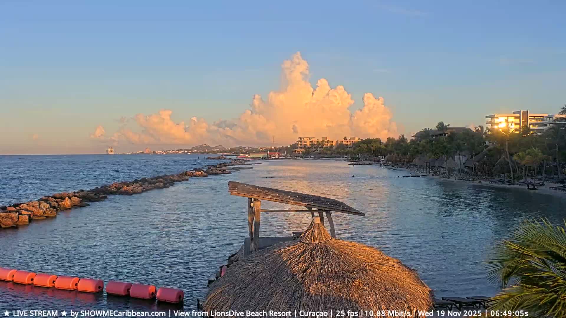 Carribean, Curacao, Mambo Beach  Live Cam - Willemstad, Curaçao, Netherland