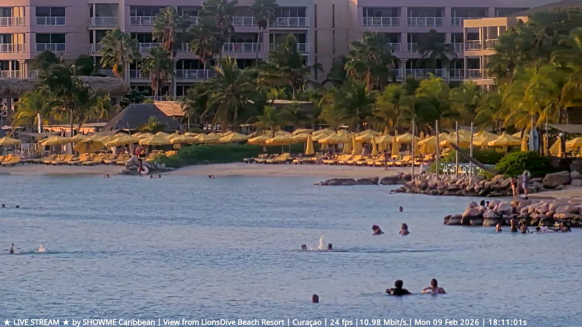 Carribean, Curacao, Mambo Beach  Live Cam - Willemstad, Curaçao, Netherland