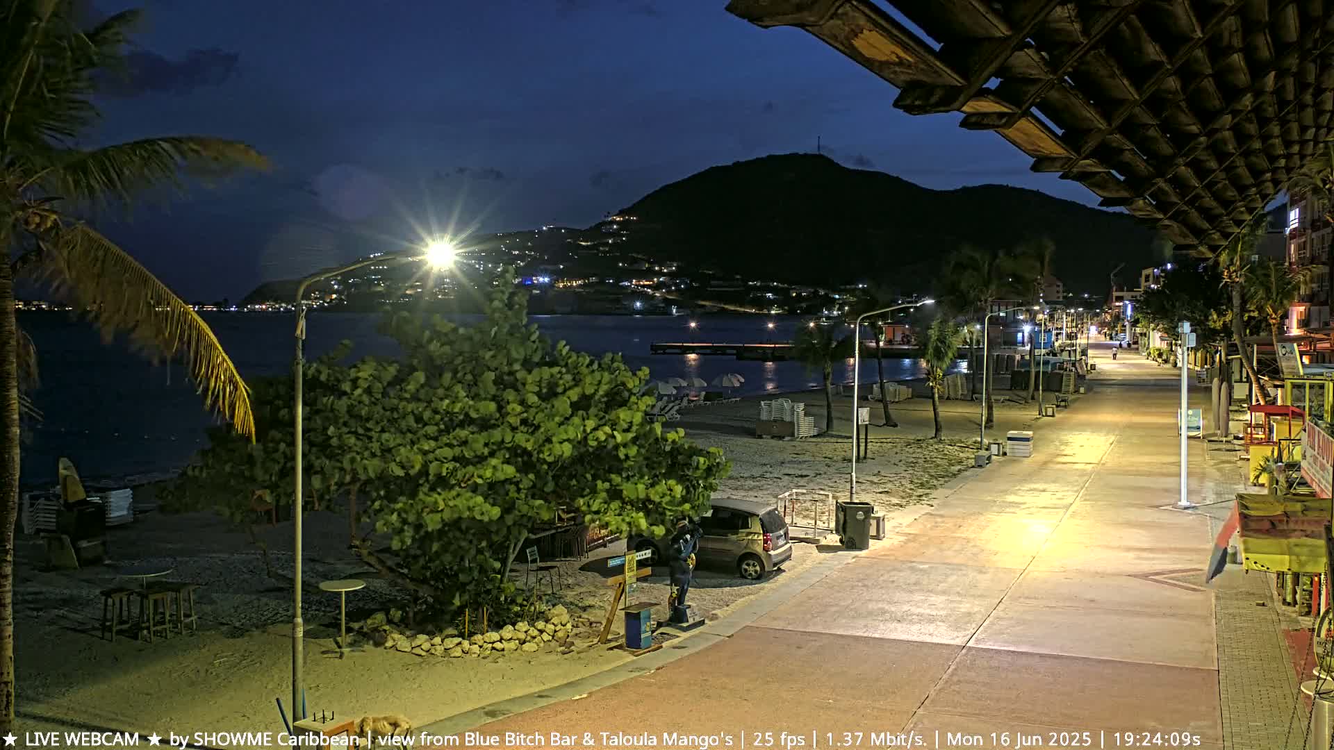 Carribean , Sint Maarten Great Bay Beach & Boardwalk  Live Cam - Philipsburg , Sint Maarten, Netherland