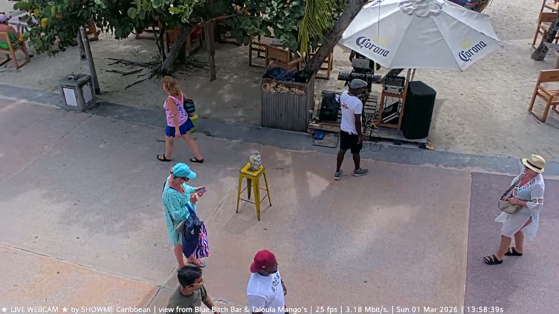 Carribean , Sint Maarten Great Bay Beach & Boardwalk  Live Cam - Philipsburg , Sint Maarten, Netherland