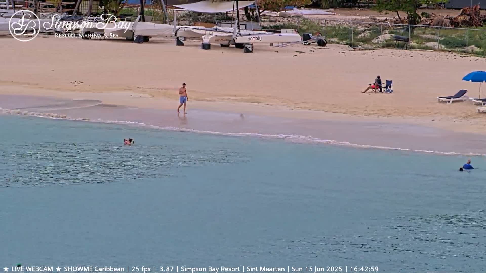Carribean , Sint Maarten Kim Sha Beach Live Cam - Simpson Bay, Sint Maarten, Netherland