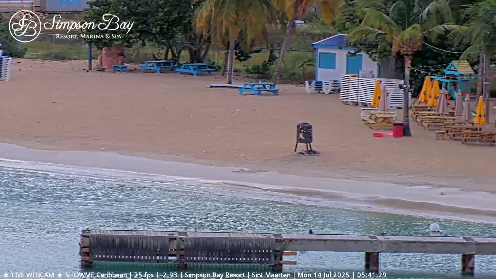 Carribean , Sint Maarten Kim Sha Beach Live Cam - Simpson Bay, Sint Maarten, Netherland