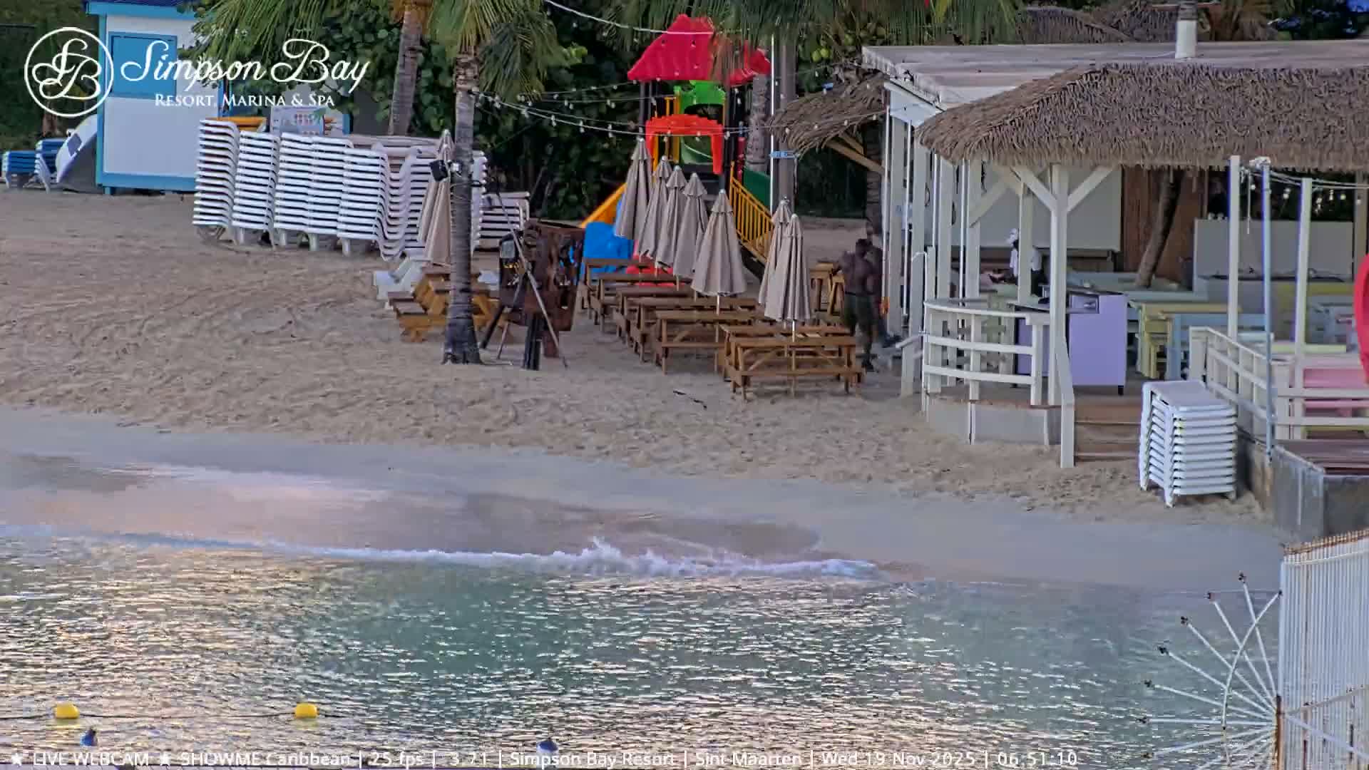Carribean , Sint Maarten Kim Sha Beach Live Cam - Simpson Bay, Sint Maarten, Netherland