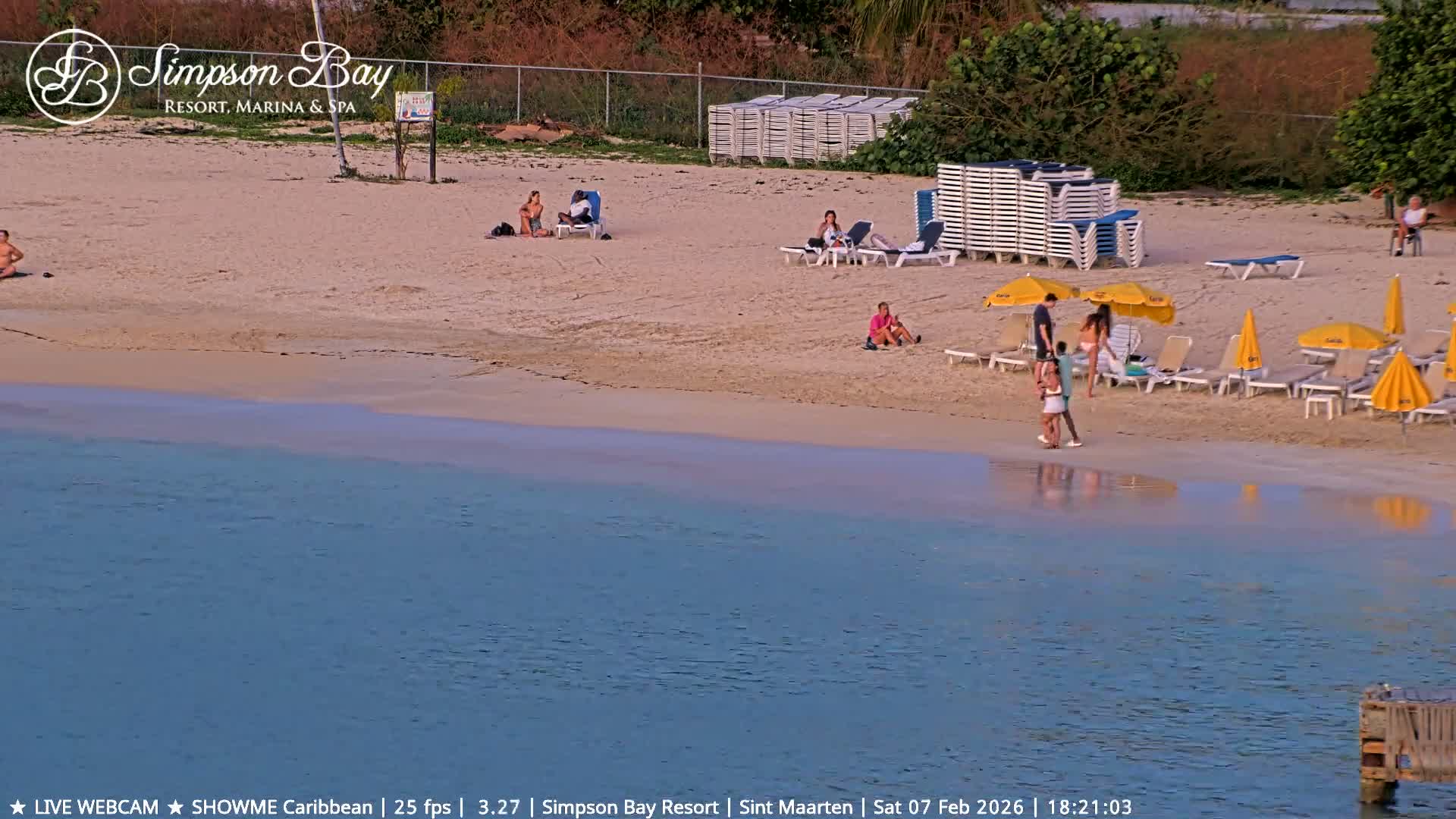 Carribean , Sint Maarten Kim Sha Beach Live Cam - Simpson Bay, Sint Maarten, Netherland