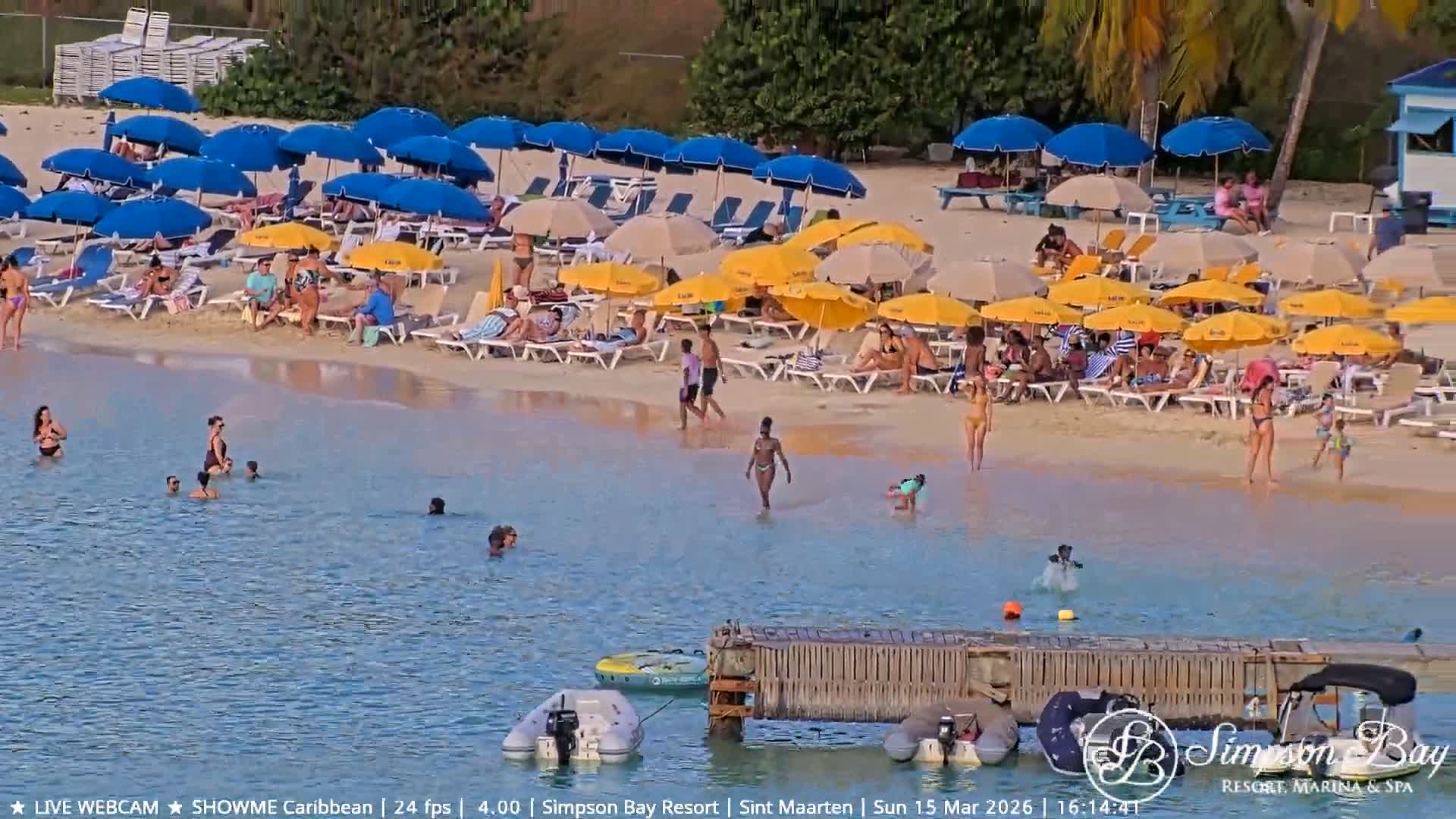 Carribean , Sint Maarten Kim Sha Beach Live Cam - Simpson Bay, Sint Maarten, Netherland
