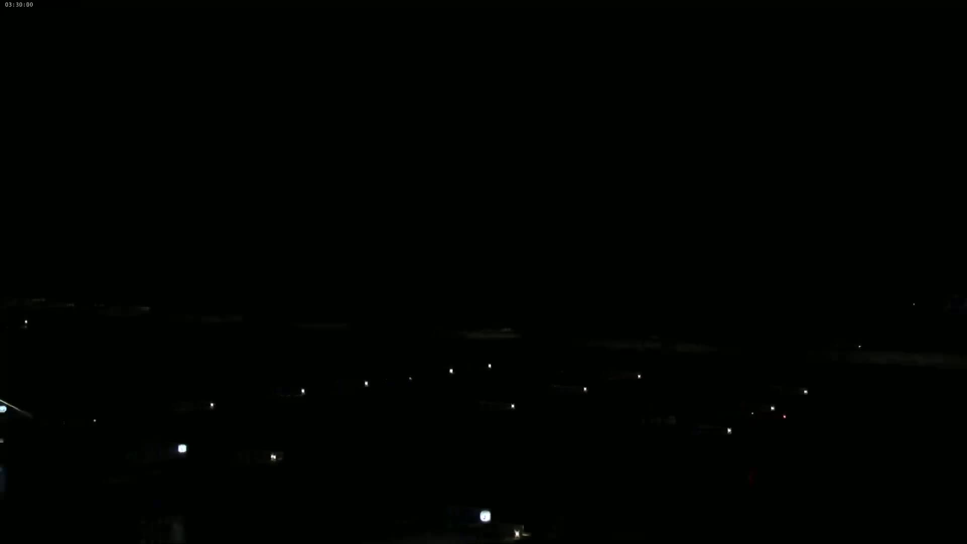 Binic Village & Marine / Plage de la Banche Beach Live Cam - Binic,  Saint-Brieuc, Cotes-d'Armor, Bretagne, France
