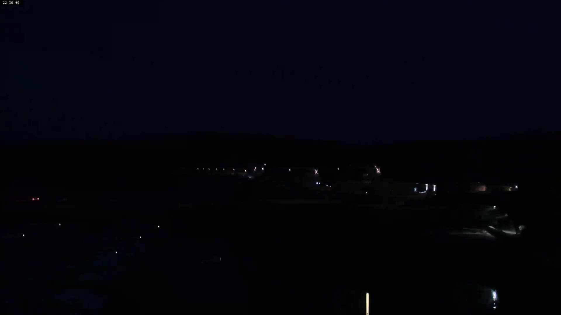 Binic Village & Marine / Plage de la Banche Beach Live Cam - Binic,  Saint-Brieuc, Cotes-d'Armor, Bretagne, France