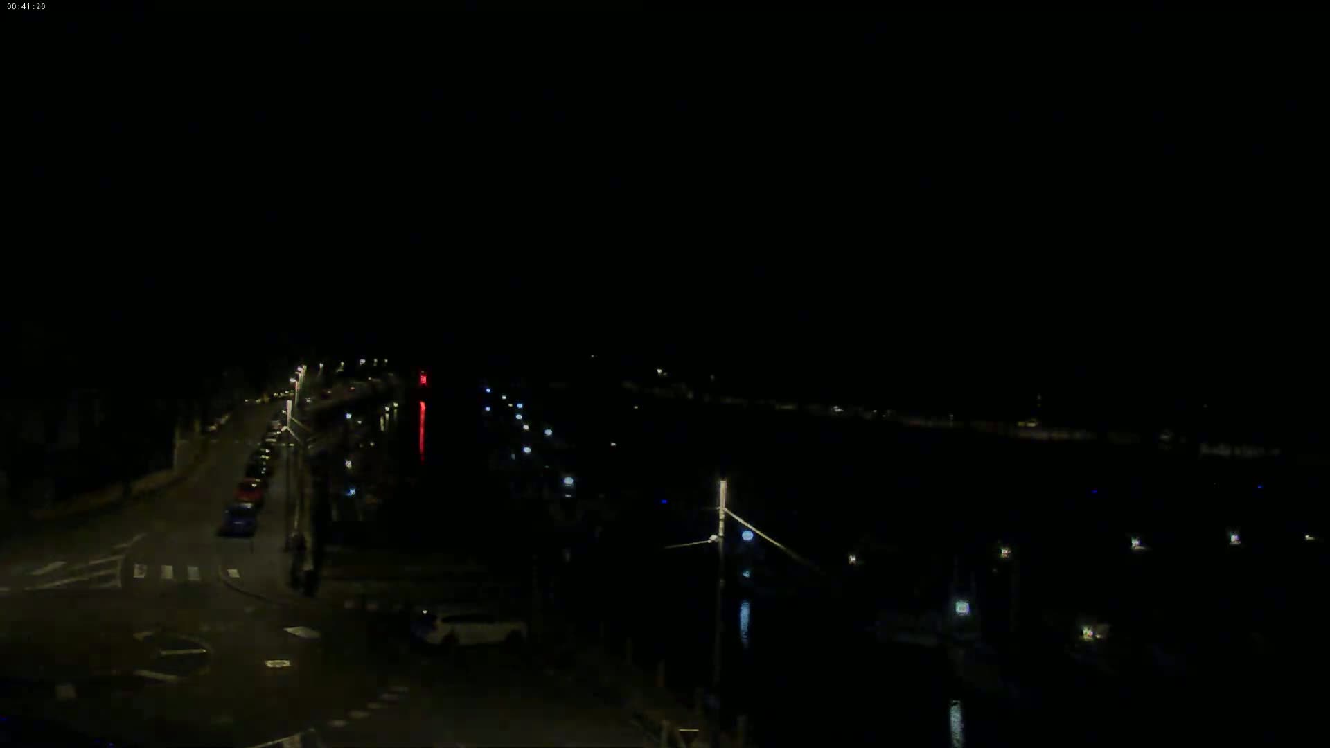 Binic Village & Marine / Plage de la Banche Beach Live Cam - Binic,  Saint-Brieuc, Cotes-d'Armor, Bretagne, France