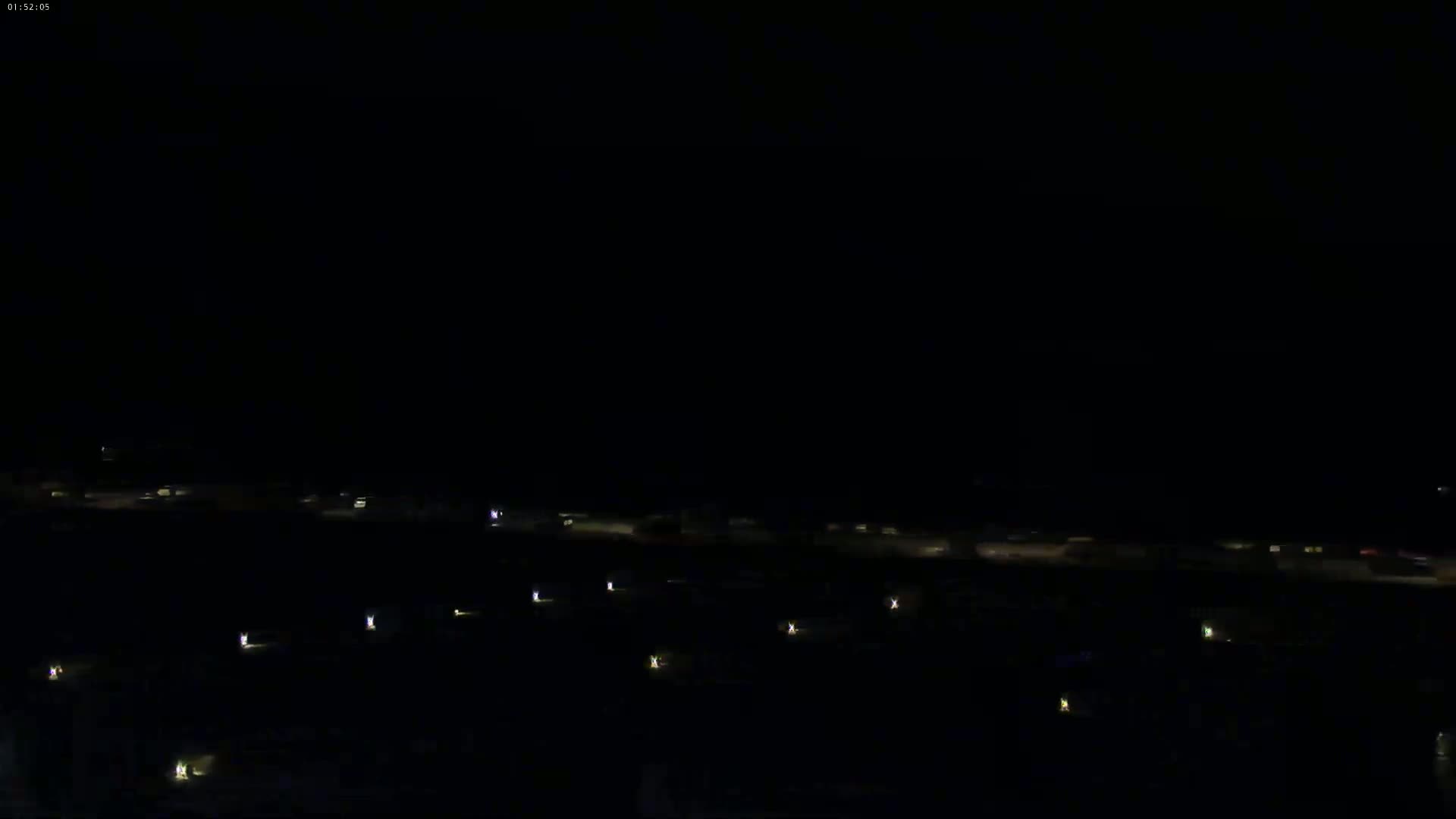Binic Village & Marine / Plage de la Banche Beach Live Cam - Binic,  Saint-Brieuc, Cotes-d'Armor, Bretagne, France