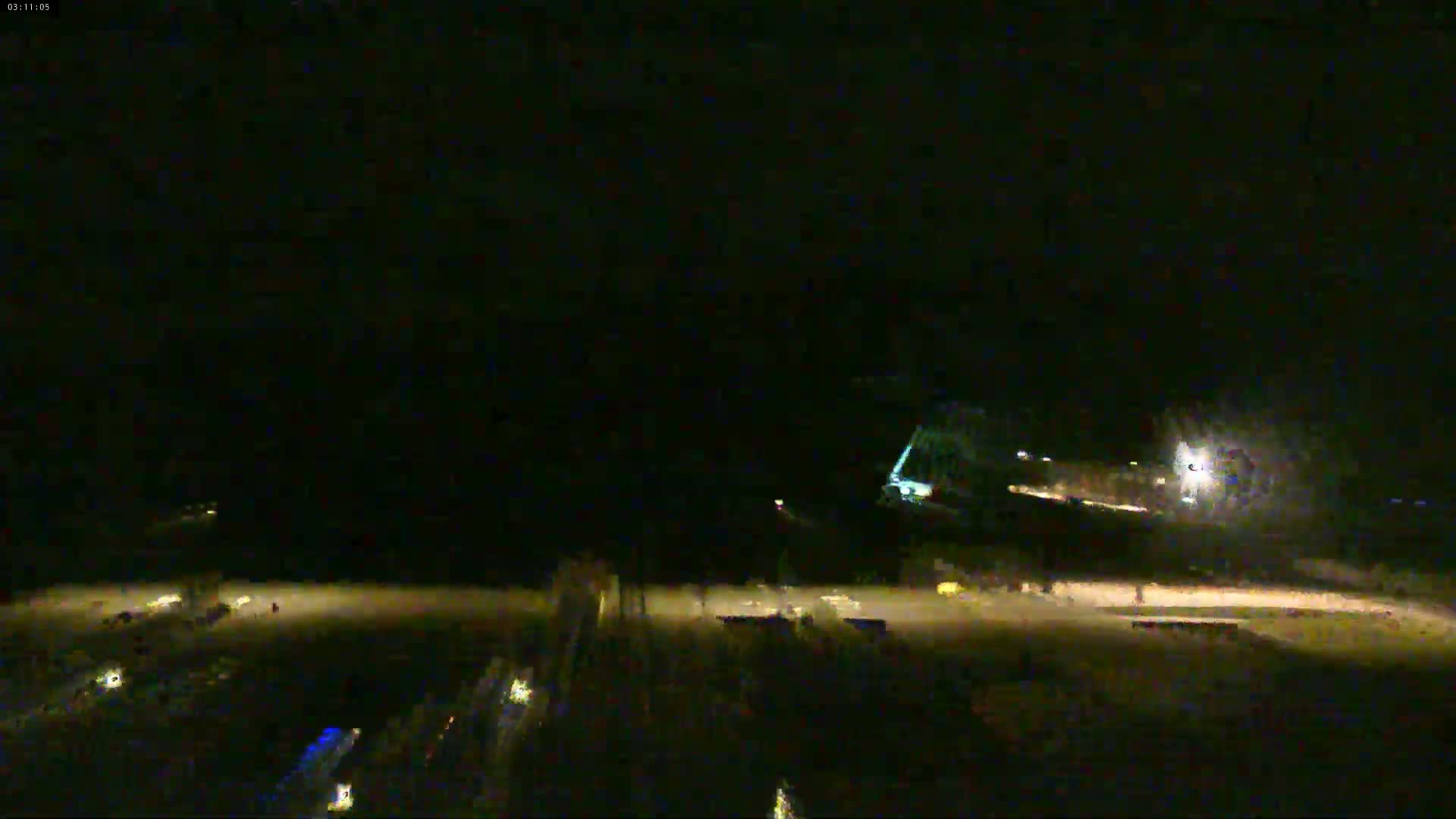 Binic Village & Marine / Plage de la Banche Beach Live Cam - Binic,  Saint-Brieuc, Cotes-d'Armor, Bretagne, France