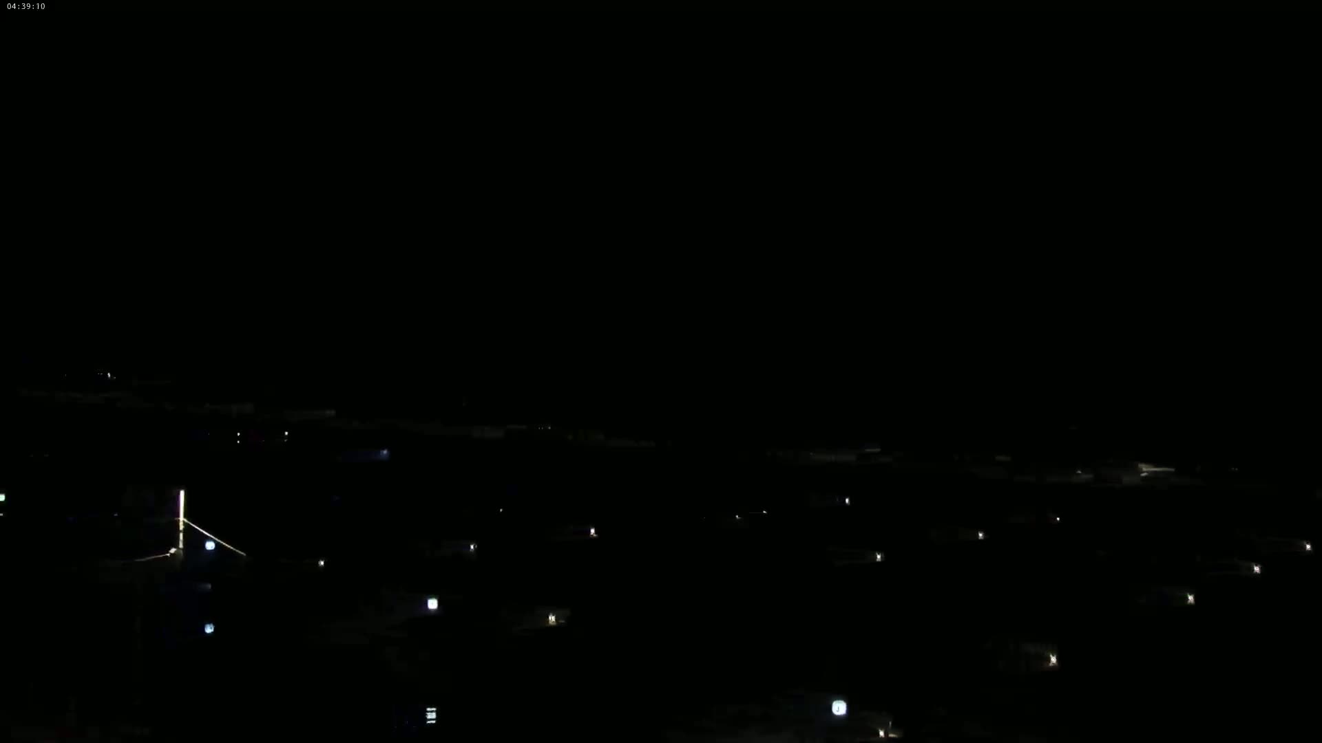 Binic Village & Marine / Plage de la Banche Beach Live Cam - Binic,  Saint-Brieuc, Cotes-d'Armor, Bretagne, France