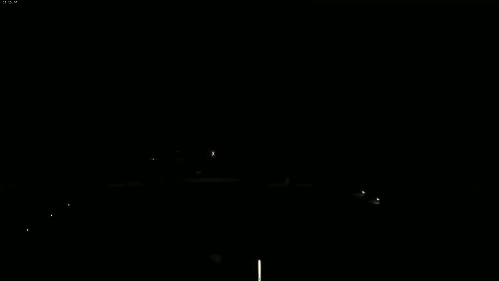 Binic Village & Marine / Plage de la Banche Beach Live Cam - Binic,  Saint-Brieuc, Cotes-d'Armor, Bretagne, France