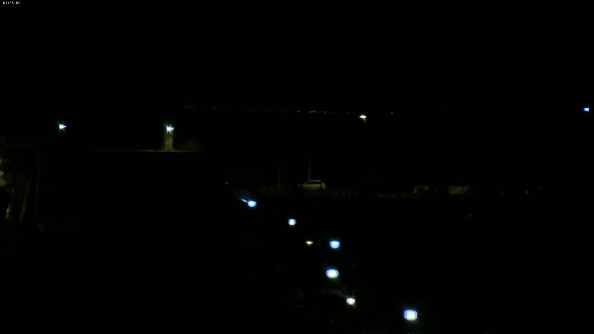 Binic Village & Marine / Plage de la Banche Beach Live Cam - Binic,  Saint-Brieuc, Cotes-d'Armor, Bretagne, France