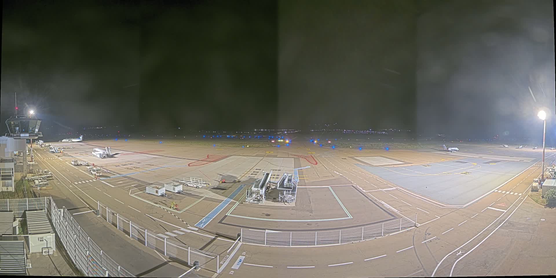 Corsica, Aeroport Figari Sud-Corse Airport FSC / LFKF Live Cam - Figari, Sartene, Corse-du-Sud, Corse, France
