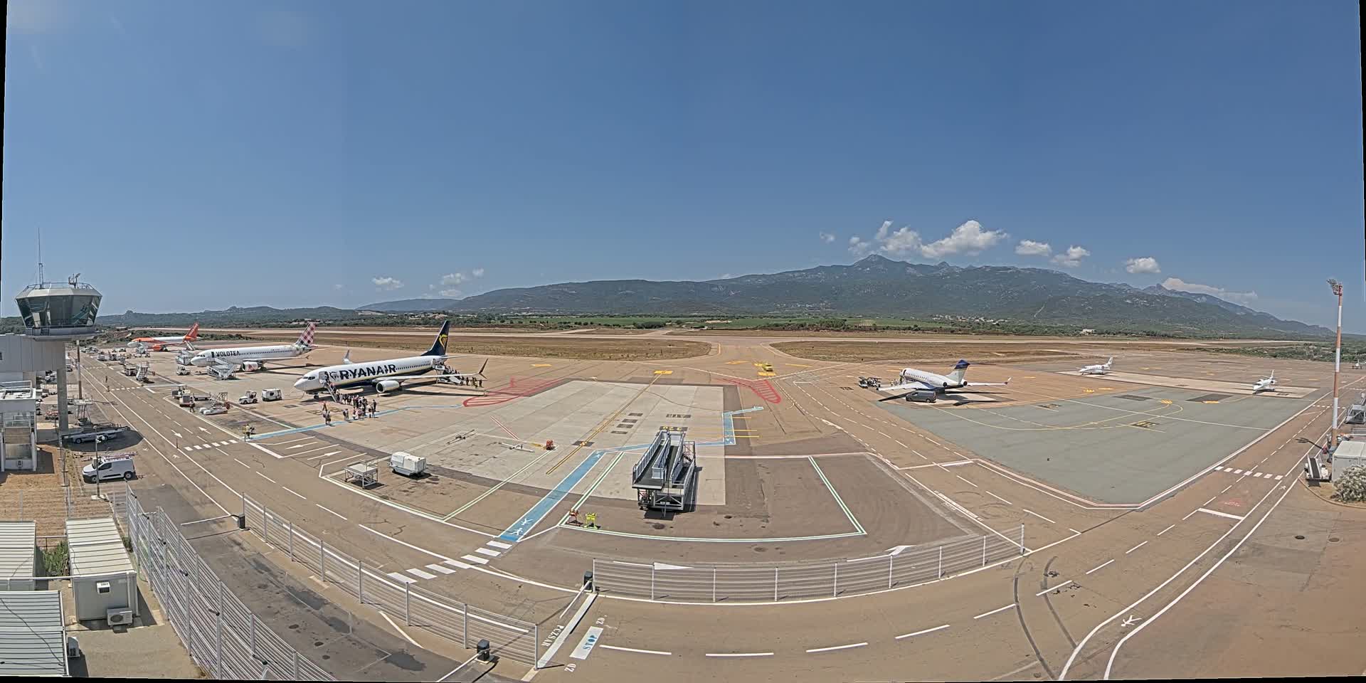 Corsica, Aeroport Figari Sud-Corse Airport FSC / LFKF Live Cam - Figari, Sartene, Corse-du-Sud, Corse, France