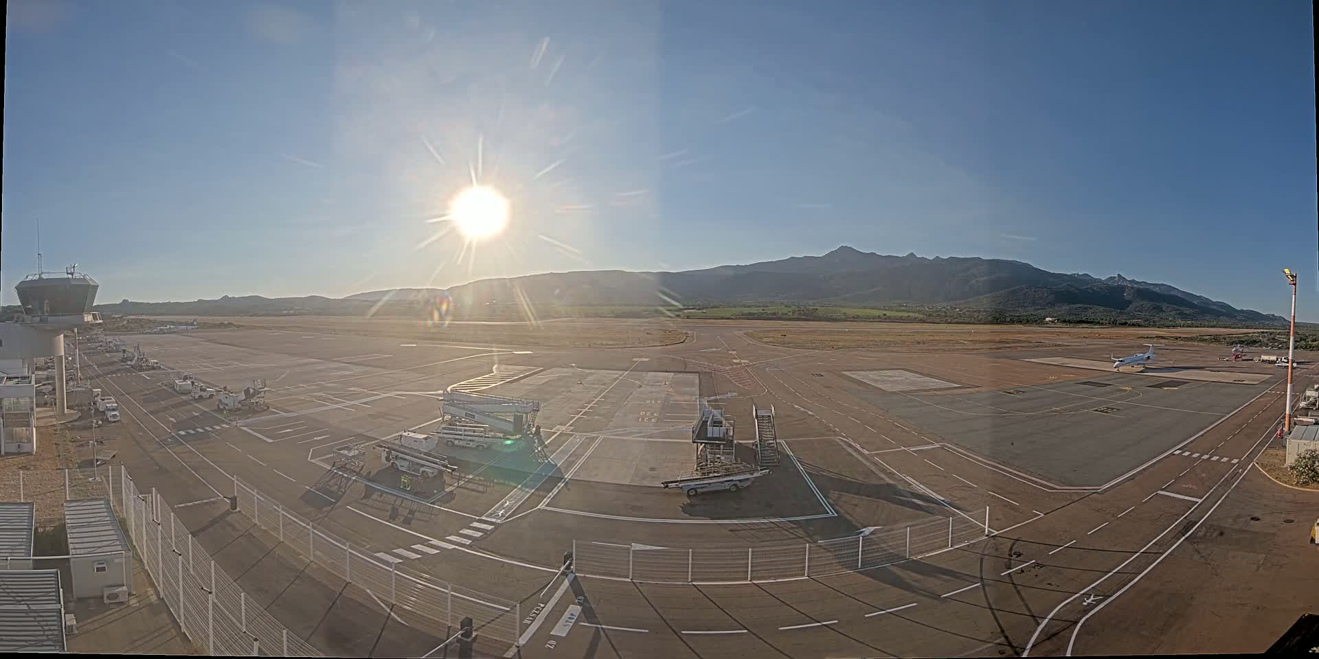 Corsica, Aeroport Figari Sud-Corse Airport FSC / LFKF Live Cam - Figari, Sartene, Corse-du-Sud, Corse, France