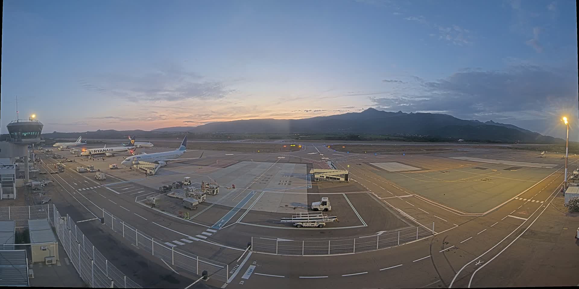 Corsica, Aeroport Figari Sud-Corse Airport FSC / LFKF Live Cam - Figari, Sartene, Corse-du-Sud, Corse, France