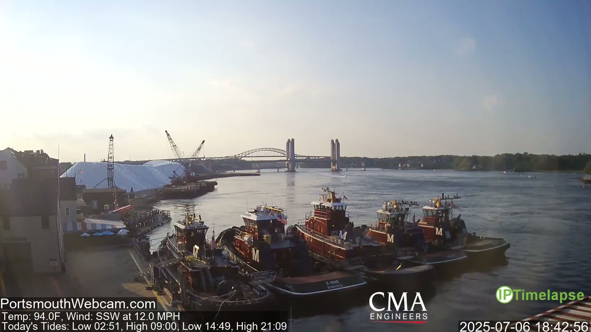 Old Harbor Tugboats & Shipping Live Cam -  Portsmouth, New Hampshire, USA