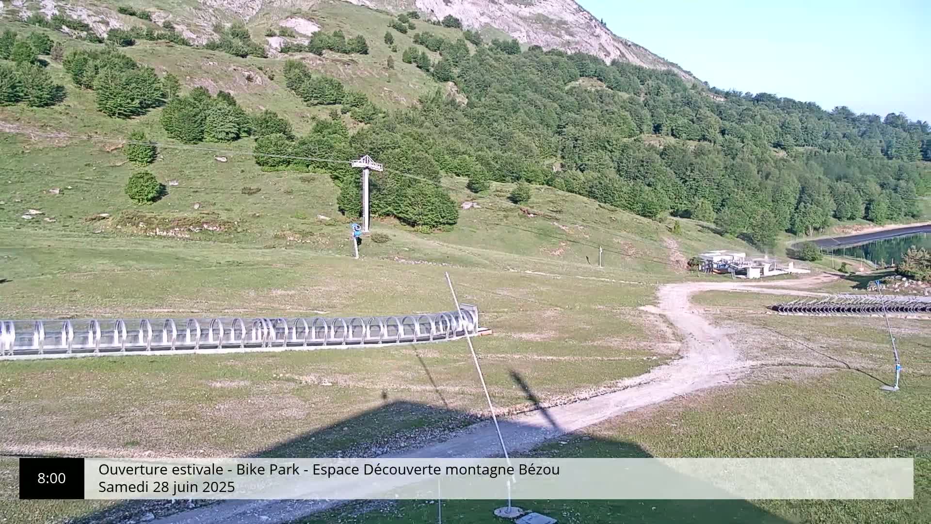 Gourette, 1100 m Espace Bezou Ski Slopes Live Cam - Eaux-Bonnes,  Pyrenees-Atlantiques, Nouvelle-Aquitaine, France 