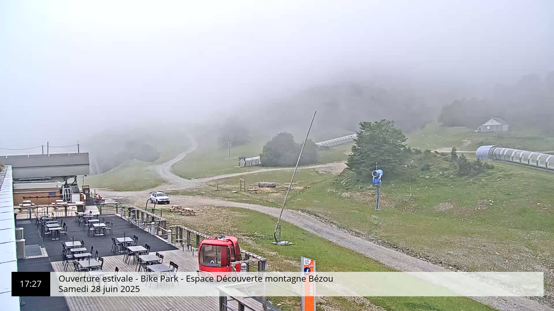 Gourette, 1100 m Espace Bezou Ski Slopes Live Cam - Eaux-Bonnes,  Pyrenees-Atlantiques, Nouvelle-Aquitaine, France 