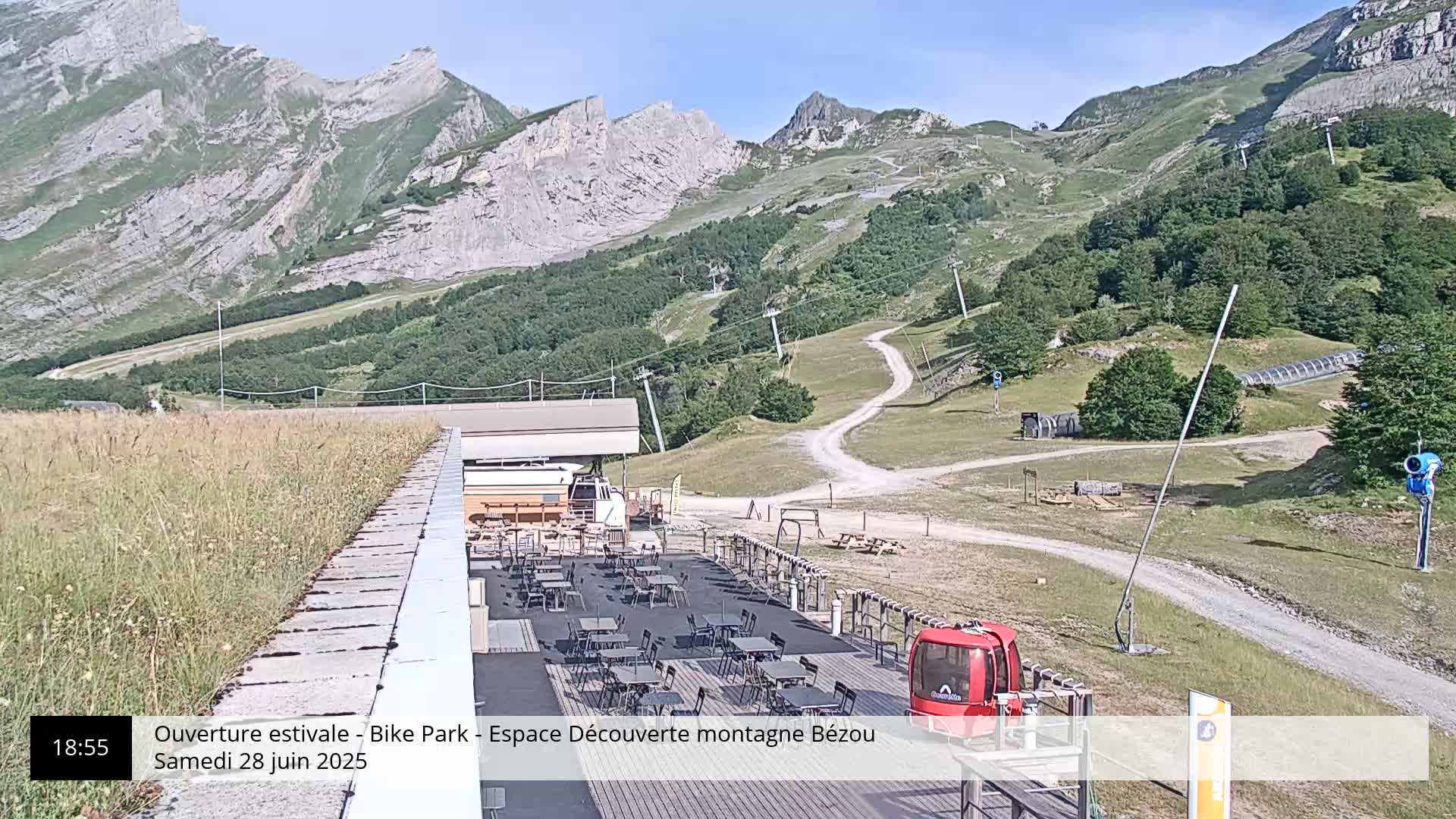 Gourette, 1100 m Espace Bezou Ski Slopes Live Cam - Eaux-Bonnes,  Pyrenees-Atlantiques, Nouvelle-Aquitaine, France 