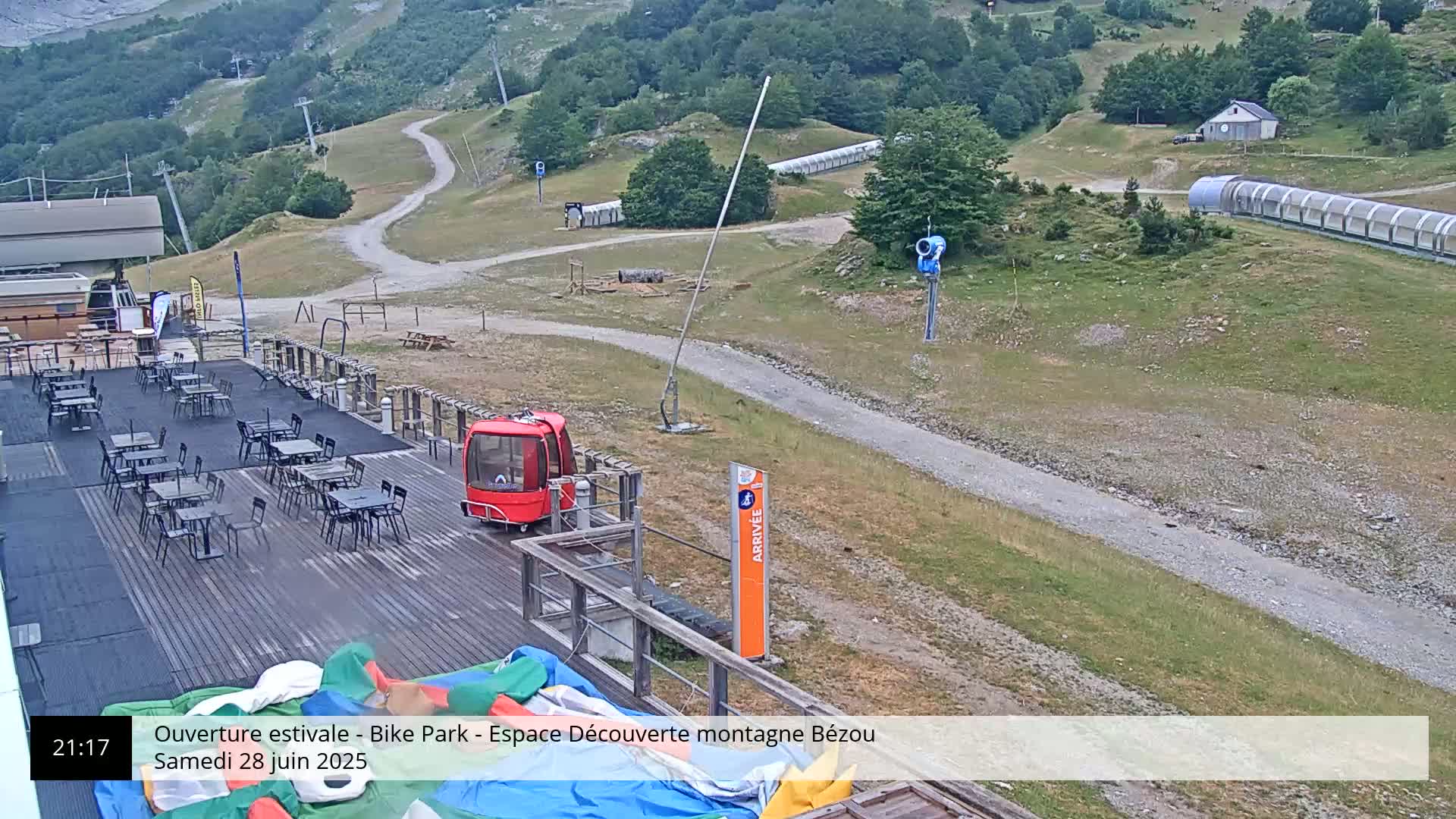 Gourette, 1100 m Espace Bezou Ski Slopes Live Cam - Eaux-Bonnes,  Pyrenees-Atlantiques, Nouvelle-Aquitaine, France 