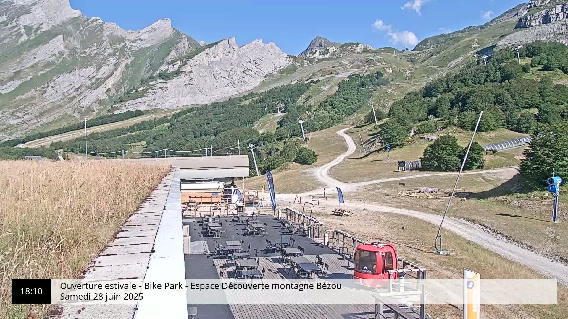 Gourette, 1100 m Espace Bezou Ski Slopes Live Cam - Eaux-Bonnes,  Pyrenees-Atlantiques, Nouvelle-Aquitaine, France 
