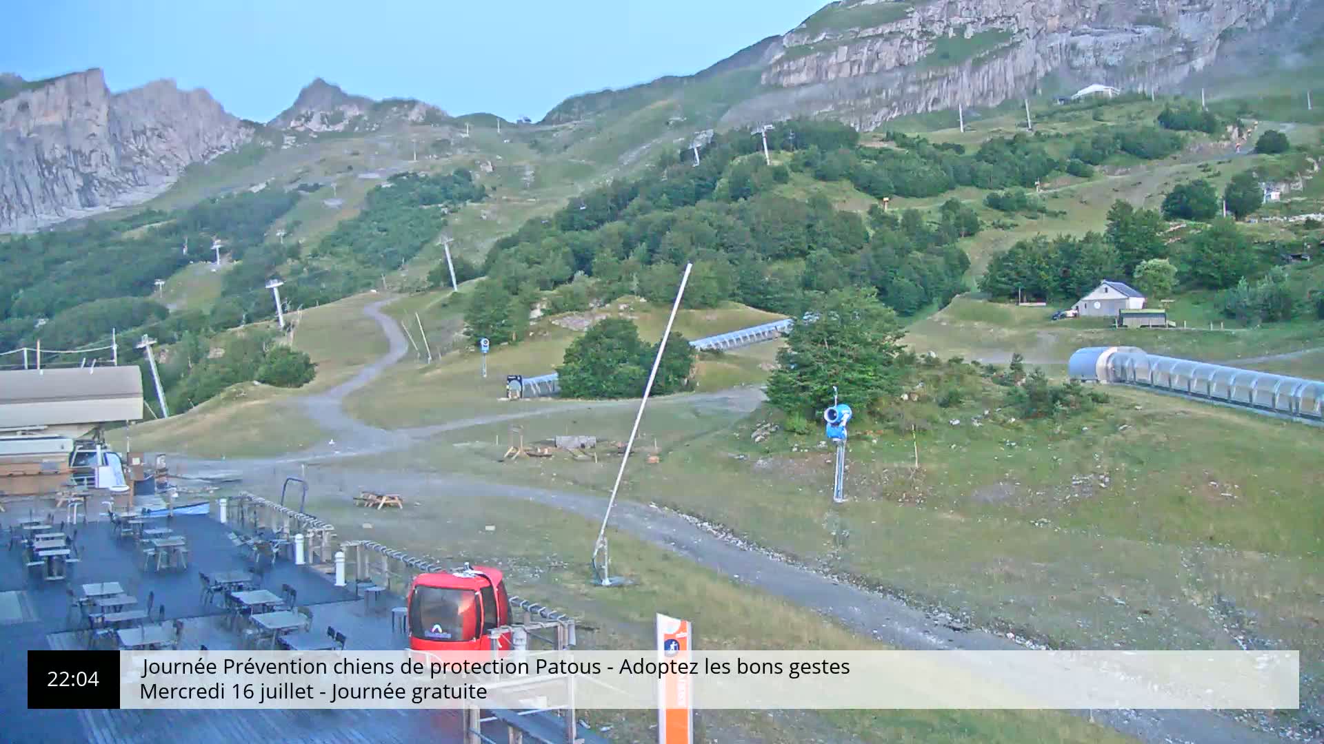 Gourette, 1100 m Espace Bezou Ski Slopes Live Cam - Eaux-Bonnes,  Pyrenees-Atlantiques, Nouvelle-Aquitaine, France 