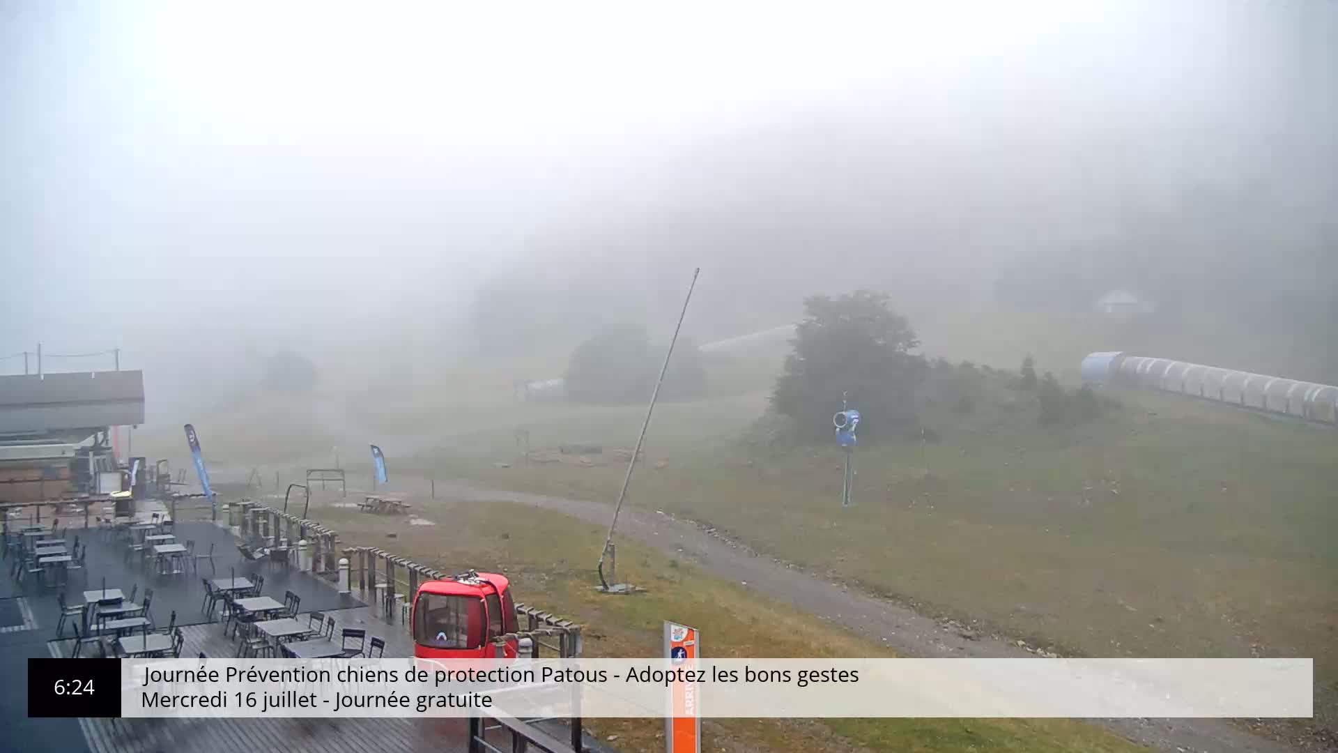 Gourette, 1100 m Espace Bezou Ski Slopes Live Cam - Eaux-Bonnes,  Pyrenees-Atlantiques, Nouvelle-Aquitaine, France 